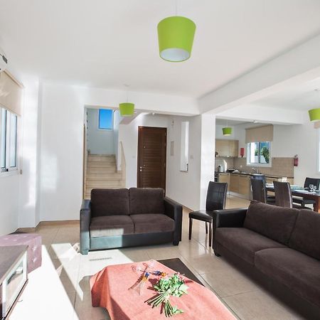 Avra Villas Paralimni Luaran gambar