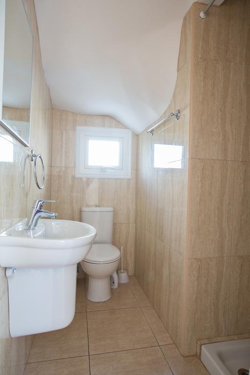 Avra Villas Paralimni Bilik gambar